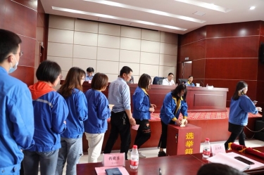 太阳集团官网工会第七届会员代表大会圆满举行