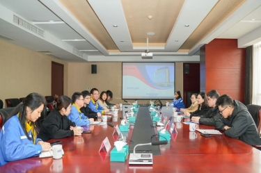 市委常委、宣传部部长沈志凤莅临太阳集团官网慰问高端人才